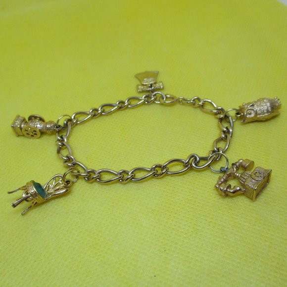 Avon Gold Tone Charm Bracelet Owl Telephone Chair Coffee Grinder Liberty Bell - Picture 7 of 10